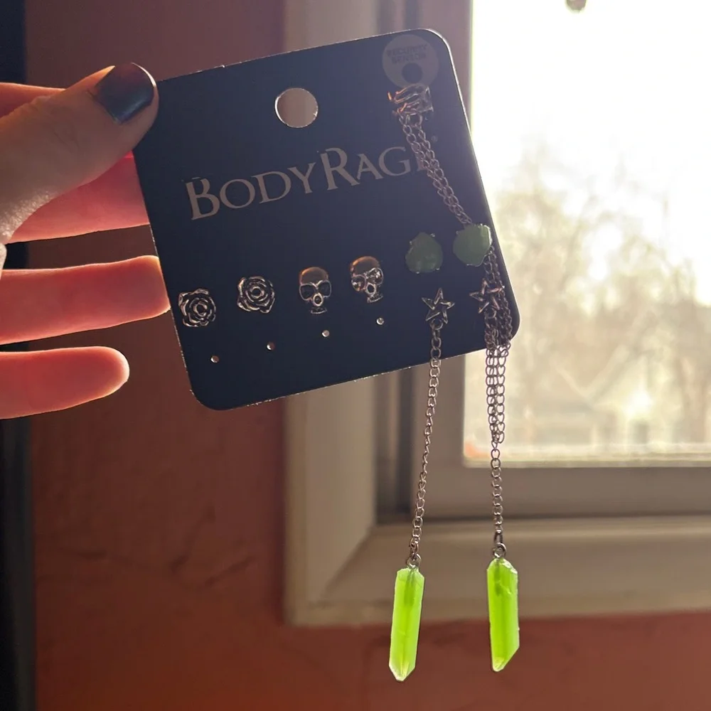 Body Rage Earring Set - Picture 1 of 3